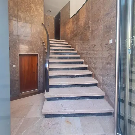 Luminous Apartament Lizbona