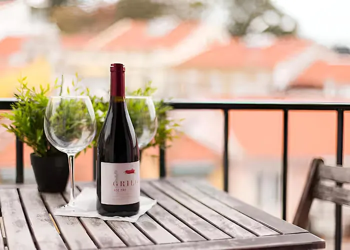 Luminous Daire Lisboa